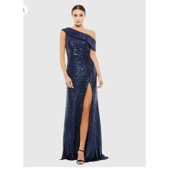 Ieena for MacDuggal- size 6-Navy Sequin Drop Shoulder Gown floor length formal - Picture 1 of 6